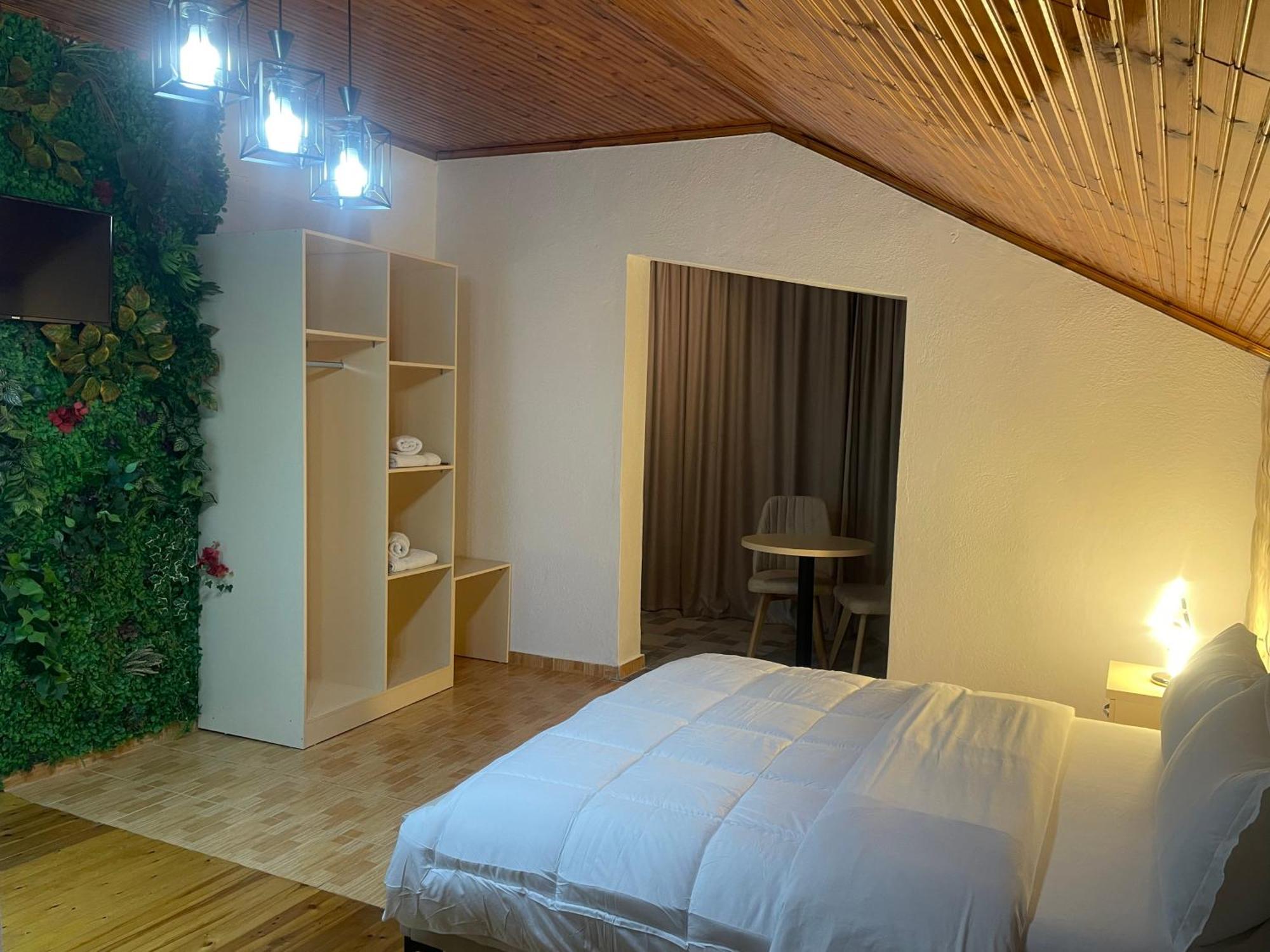 Four Generation Hotel Shiroka Екстер'єр фото