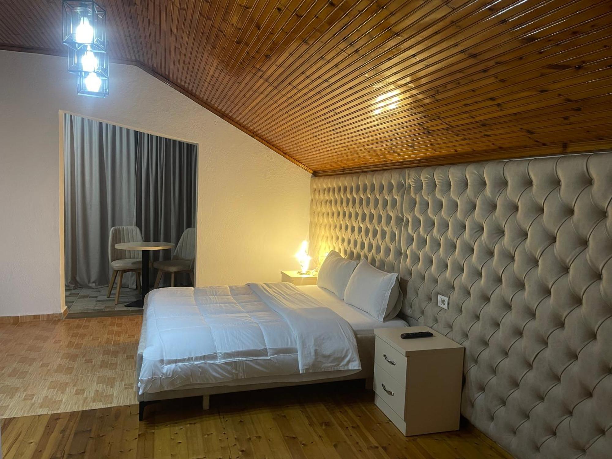 Four Generation Hotel Shiroka Екстер'єр фото